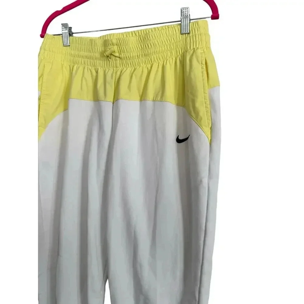 Nike White and Yellow Sportswear Icon Clash Lounge Pants Size Medium